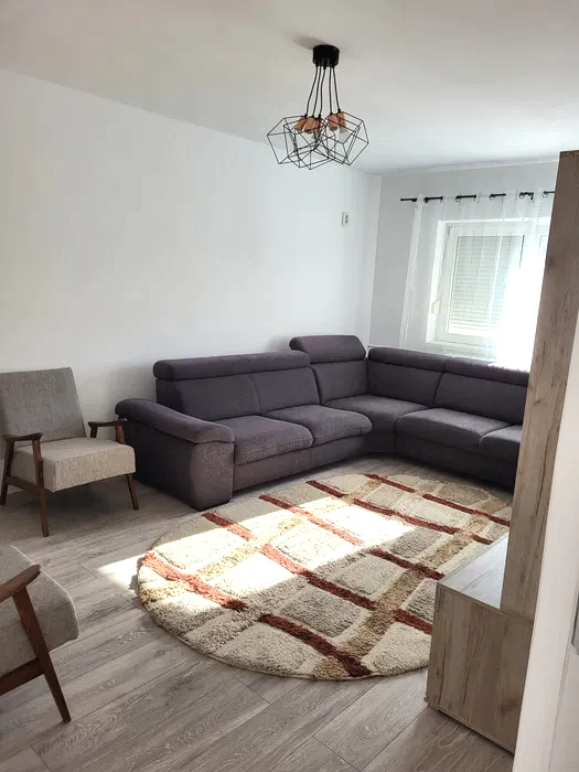 Apartament de inchiriat, 3 camere, zona IOSIA