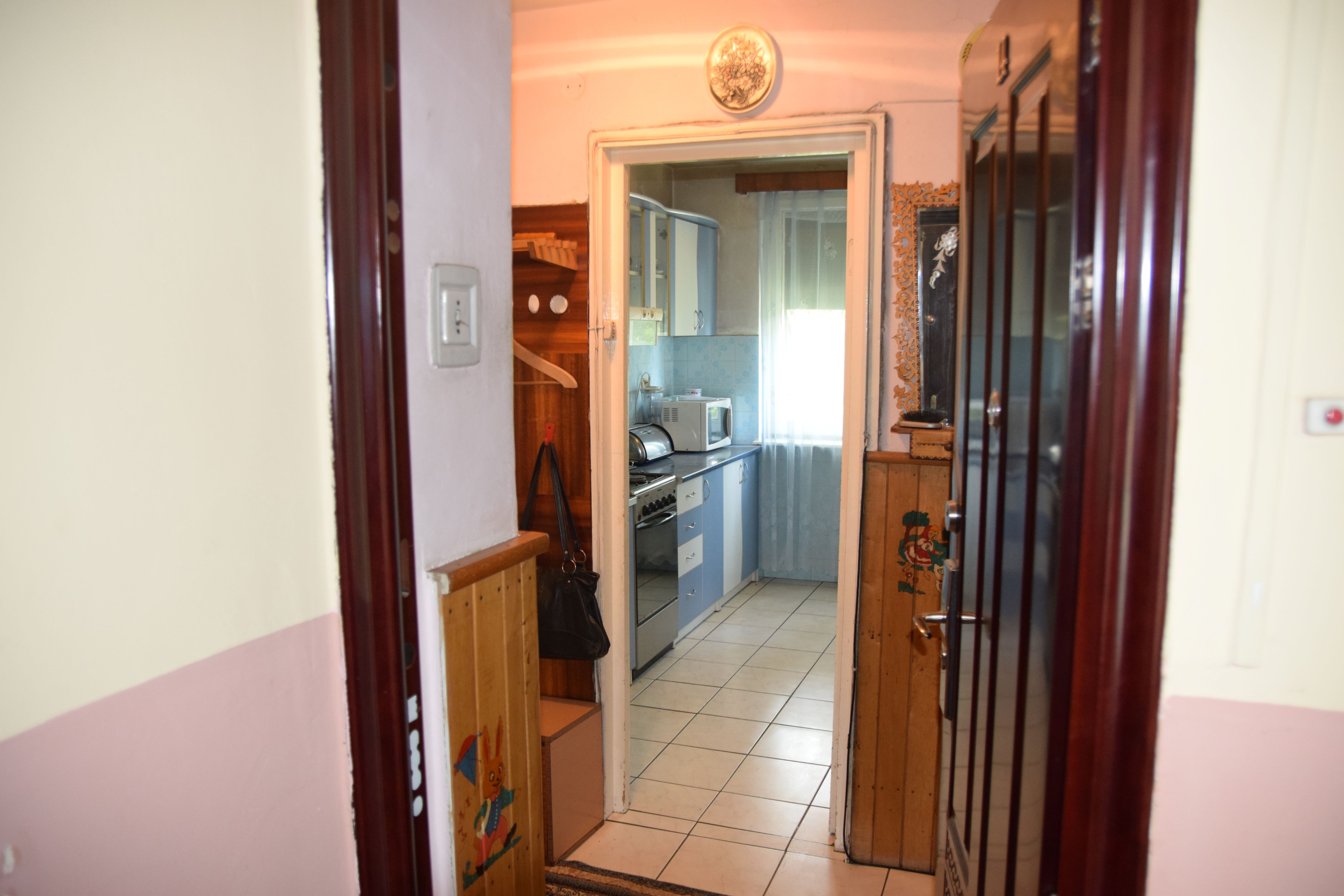 Apartament cu 3 camere, tip F mare, et 3, str. Transilvaniei-Rogerius